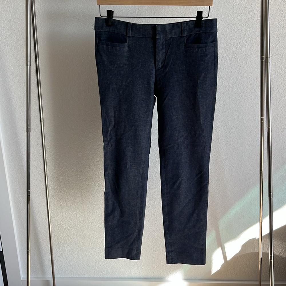 Banana Republic Blue Skinny Leg Dress Pants – Denim Look & Stretchy Fit